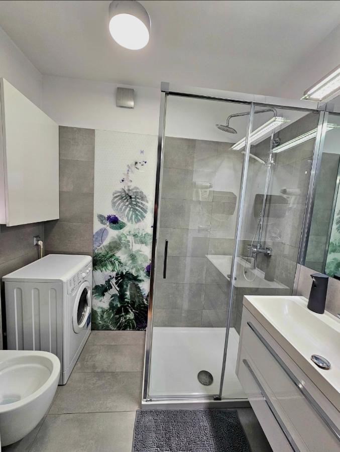 Eddie'S Luxury Apartments Gliwice Exterior photo