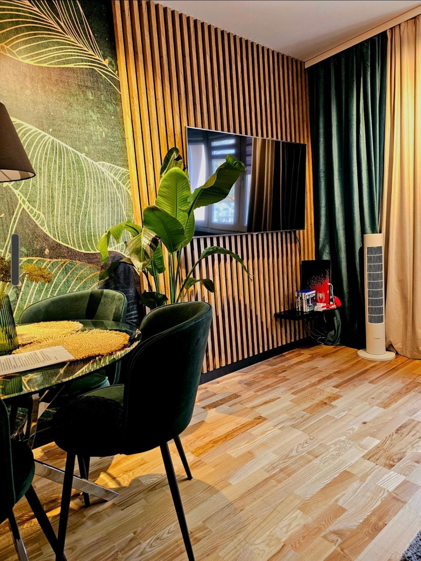 Eddie'S Luxury Apartments Gliwice Exterior photo
